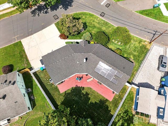 6 Idlewild Road, Edison, NJ 08817