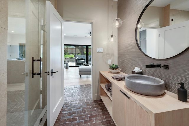 4703 Highland TER, Austin, TX 78731