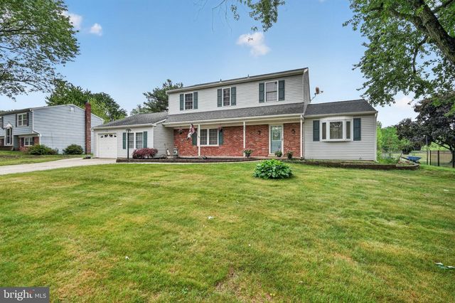 100 COACHMAN DR, Bordentown, NJ 08505