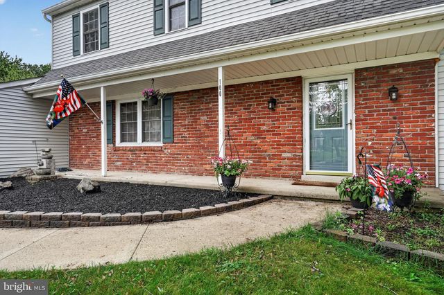 100 COACHMAN DR, Bordentown, NJ 08505