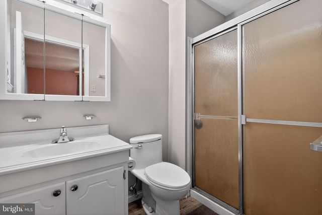 100 COACHMAN DR, Bordentown, NJ 08505