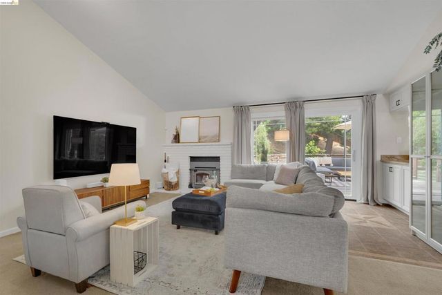 3991 Alta Vista Cir, Pittsburg, CA 94565