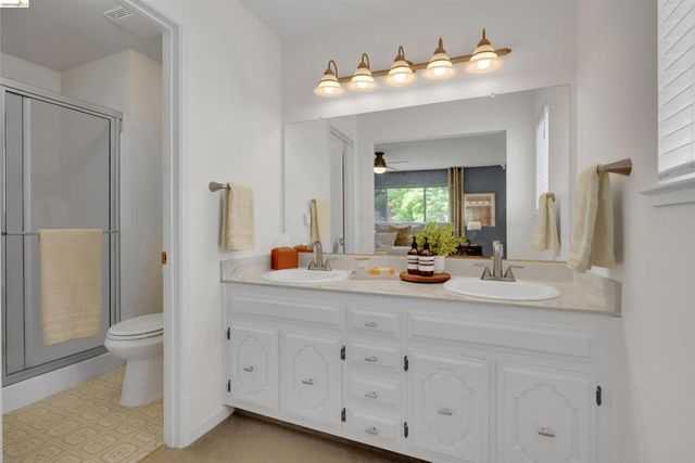 3991 Alta Vista Cir, Pittsburg, CA 94565