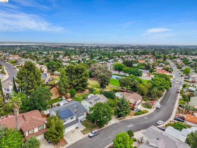 3991 Alta Vista Cir, Pittsburg, CA 94565