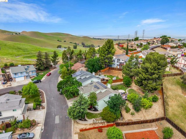 3991 Alta Vista Cir, Pittsburg, CA 94565