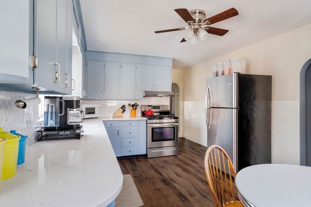 240 Neponset Valley Parkway, Boston, MA 02136