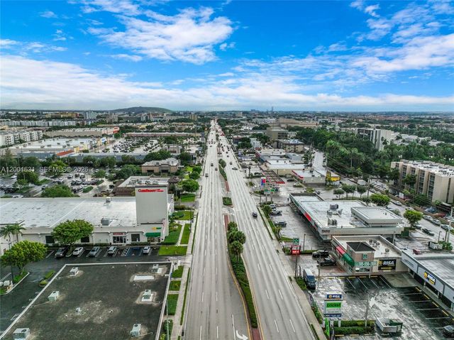 1305 W 53rd St 429, Hialeah, FL 33012