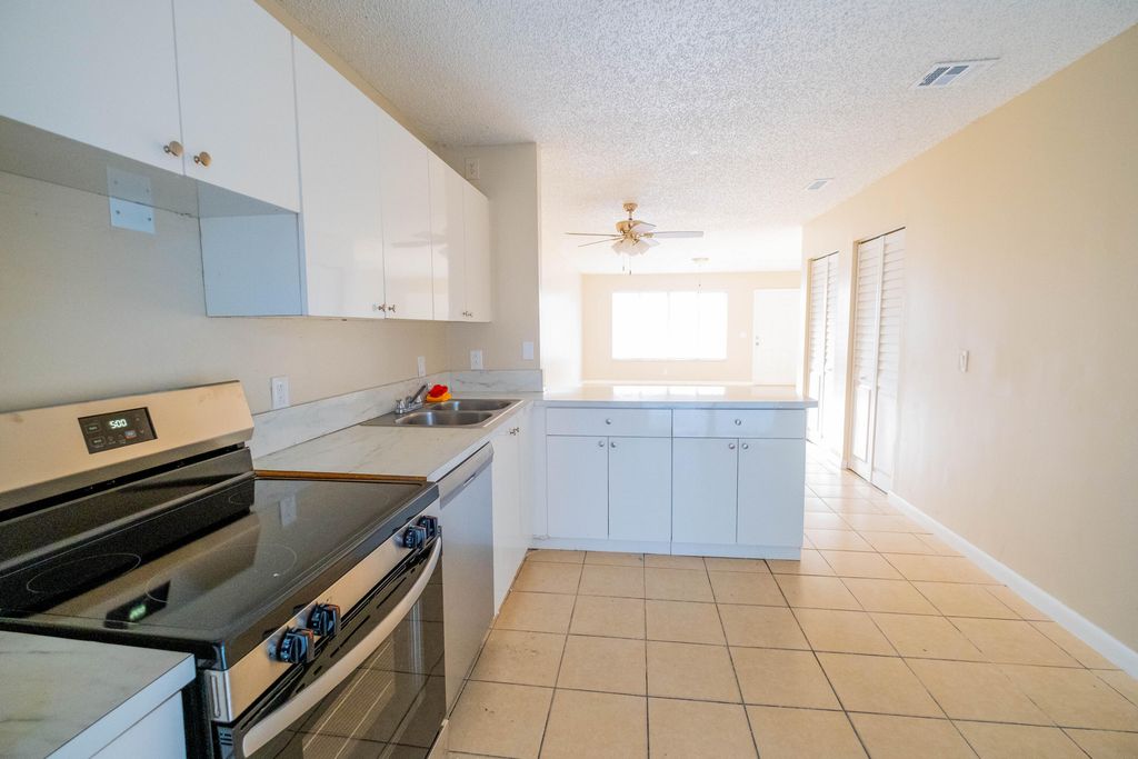 4763 Orleans Court C, West Palm Beach, FL 33415