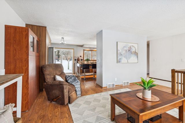 112308 Baxter Court, Chaska, MN 55318