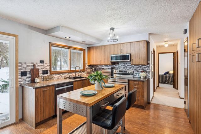 112308 Baxter Court, Chaska, MN 55318