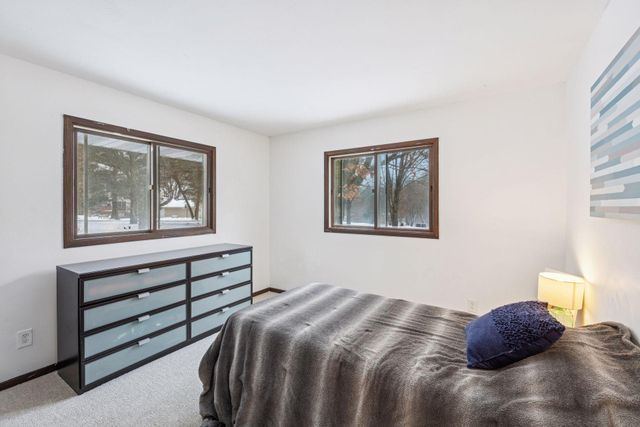 112308 Baxter Court, Chaska, MN 55318