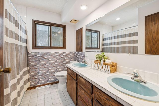 112308 Baxter Court, Chaska, MN 55318