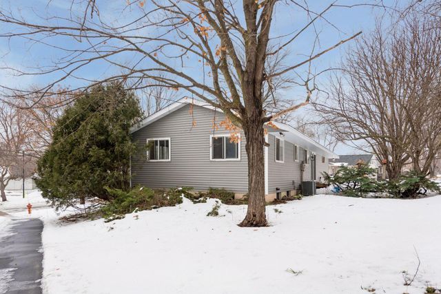 112308 Baxter Court, Chaska, MN 55318