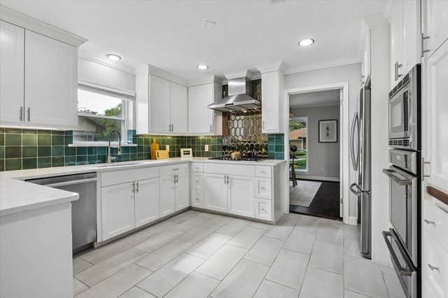 2444 Brookmere Drive, Houston, TX 77008