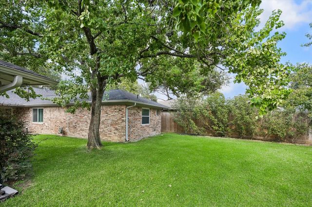 2444 Brookmere Drive, Houston, TX 77008