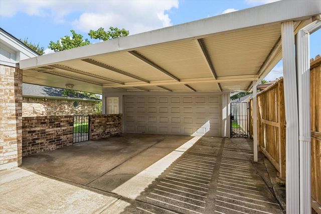 2444 Brookmere Drive, Houston, TX 77008