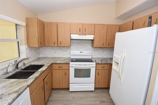 16 RICHLAND LANE, Palm Coast, FL 32164