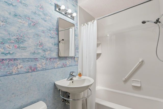 2644 S Fern Ave, Wichita, KS 67217