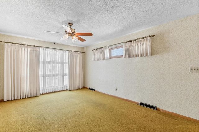 2644 S Fern Ave, Wichita, KS 67217