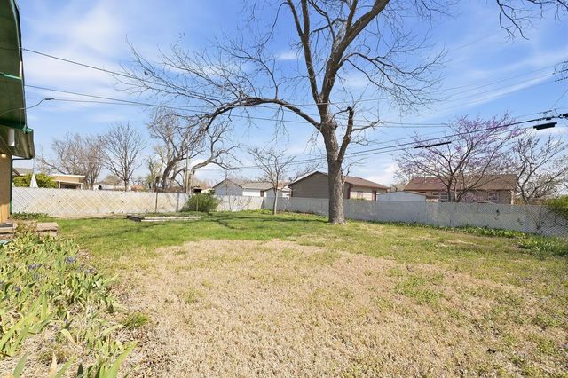2644 S Fern Ave, Wichita, KS 67217