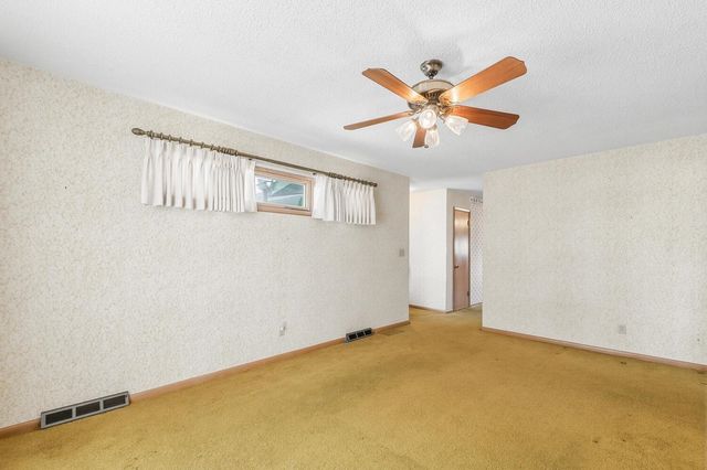 2644 S Fern Ave, Wichita, KS 67217