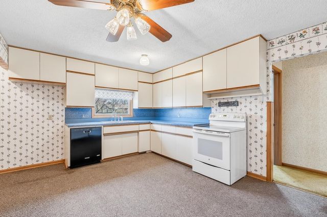 2644 S Fern Ave, Wichita, KS 67217