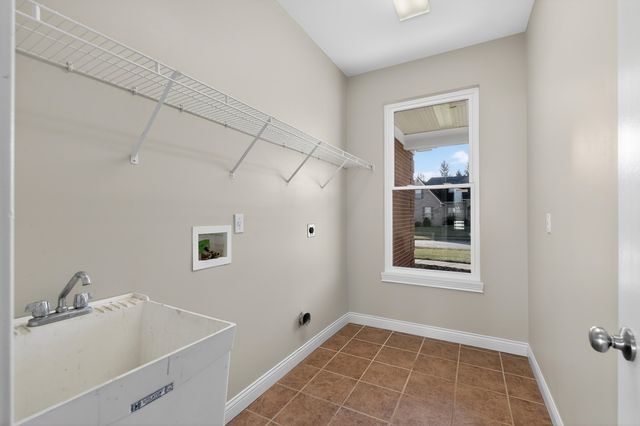 1149 Appomattox Drive, Florence, KY 41042