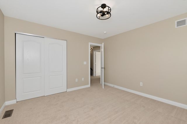 1149 Appomattox Drive, Florence, KY 41042