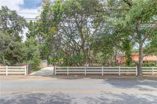 435 E Baseline Road, San Dimas, CA 91773