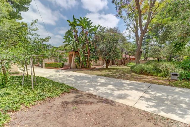 435 E Baseline Road, San Dimas, CA 91773