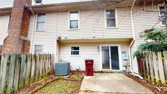 2642 Meadows LNDG, Chesapeake, VA 23321