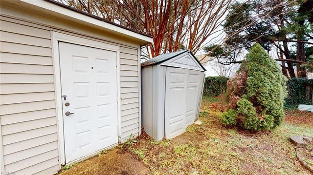 2642 Meadows LNDG, Chesapeake, VA 23321