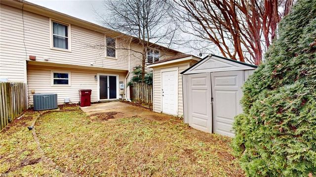 2642 Meadows LNDG, Chesapeake, VA 23321