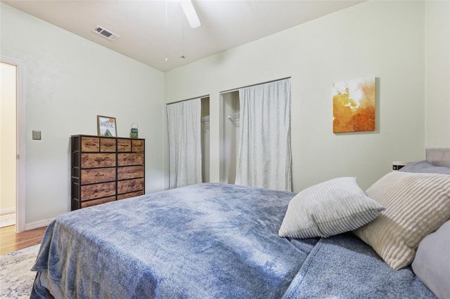 637 NW 4TH STREET, Gainesville, FL 32601