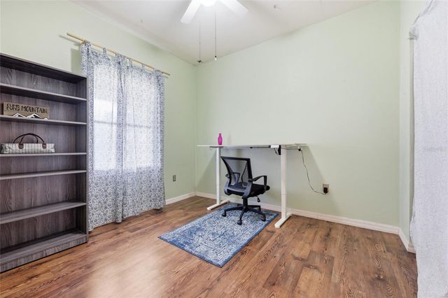 637 NW 4TH STREET, Gainesville, FL 32601