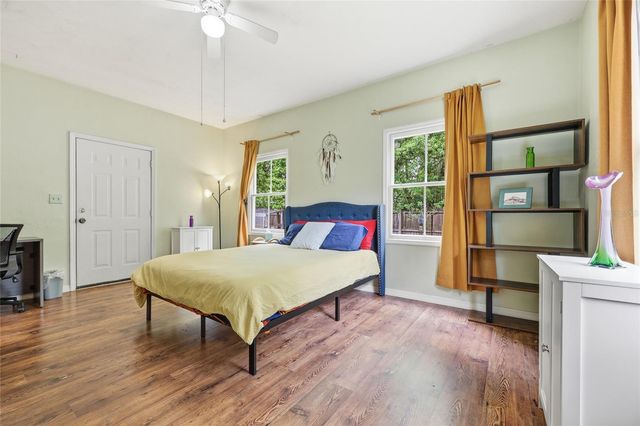 637 NW 4TH STREET, Gainesville, FL 32601