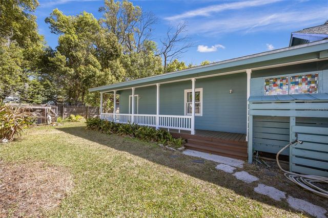 637 NW 4TH STREET, Gainesville, FL 32601