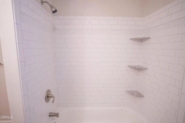 382 Alpine Avenue, Ventura, CA 93004