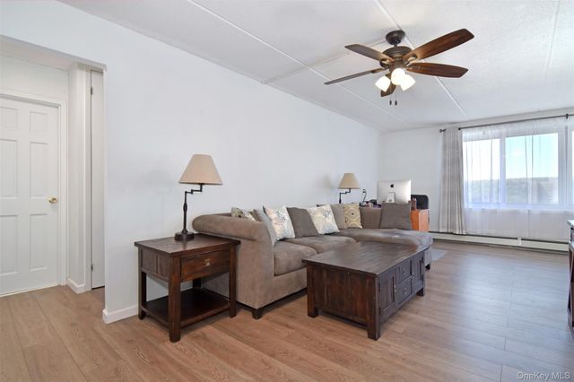 397 N Broadway 1Q, Yonkers, NY 10701