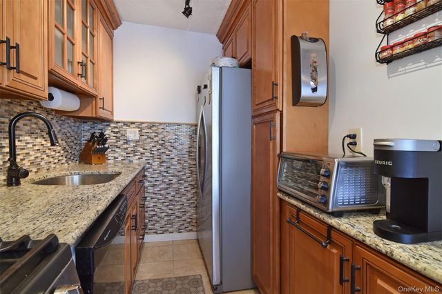 397 N Broadway 1Q, Yonkers, NY 10701