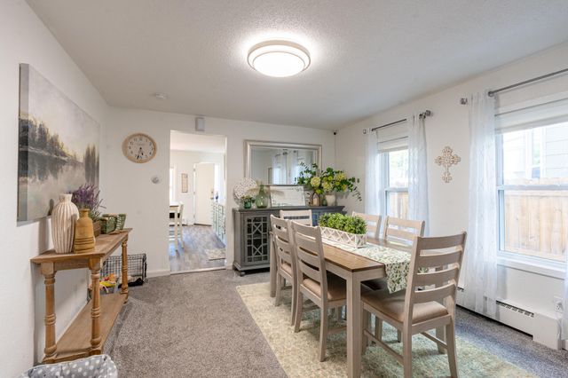 865 Thomas Avenue, Saint Paul, MN 55104