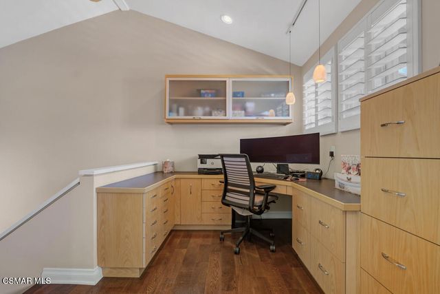 1495 N View Drive, Westlake Village, CA 91362