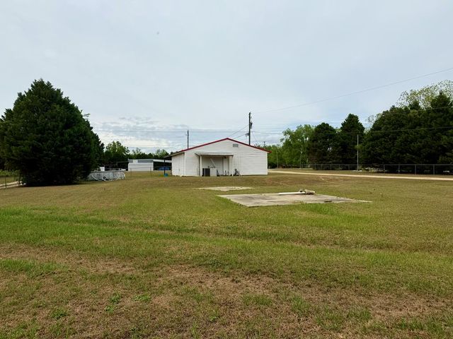 4064 Jordon Ave, Cowarts, AL 36321