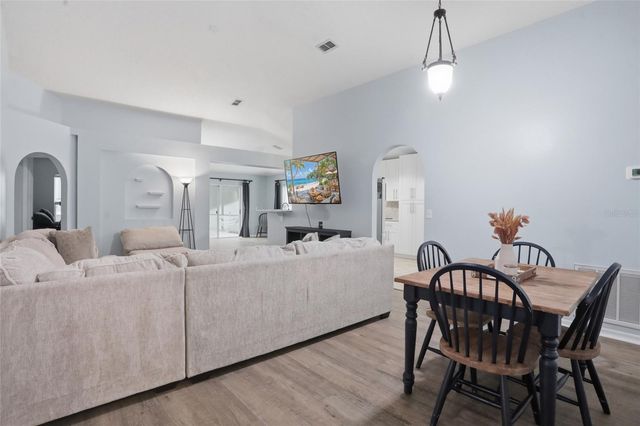 2015 CORNER SCHOOL DRIVE, Orlando, FL 32820