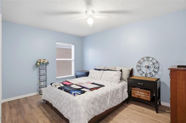2015 CORNER SCHOOL DRIVE, Orlando, FL 32820