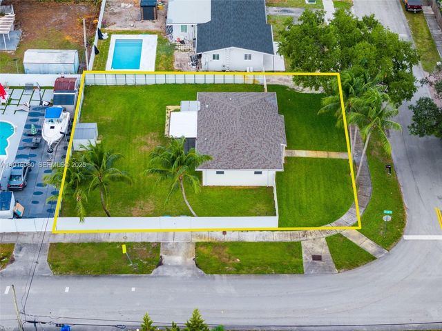 3150 SW 39th Ave, West Park, FL 33023