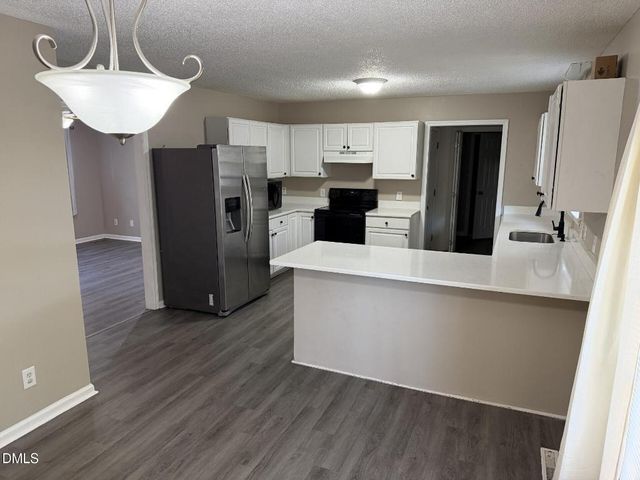 210 S Maple Avenue, Kenly, NC 27542