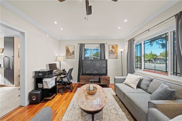 6000 Agra, Bell Gardens, CA 90201