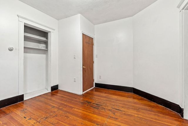 119 Temple St, Somerville, MA 02145