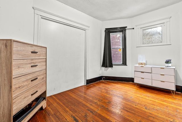 119 Temple St, Somerville, MA 02145
